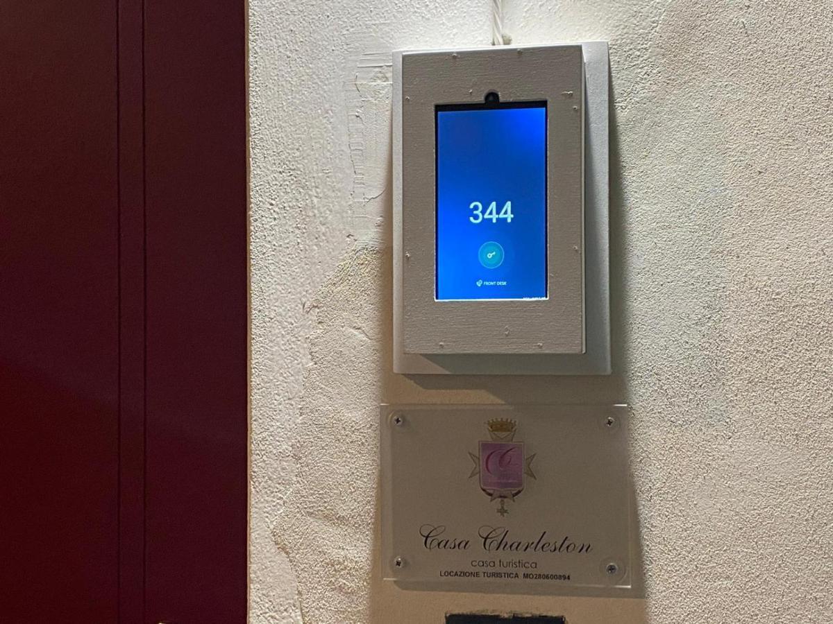 Casa Charleston In Palazzo Nobiliare Al Duomo Apartment Padova Exterior foto